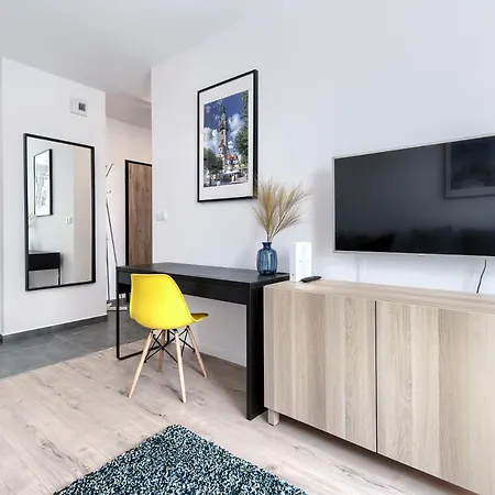 Apartment 12. Pietro - Acco Rent *